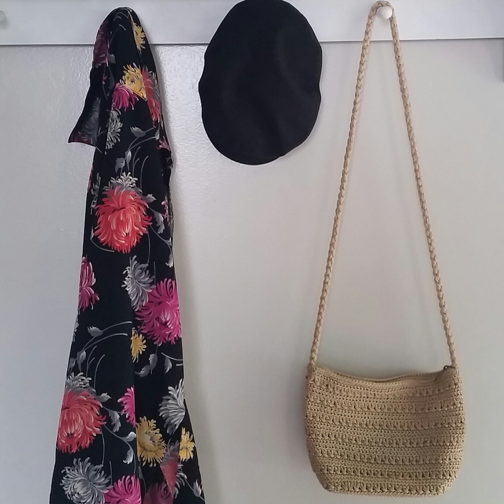 VINTAGE 90's Woven Small Crossbody Handbag